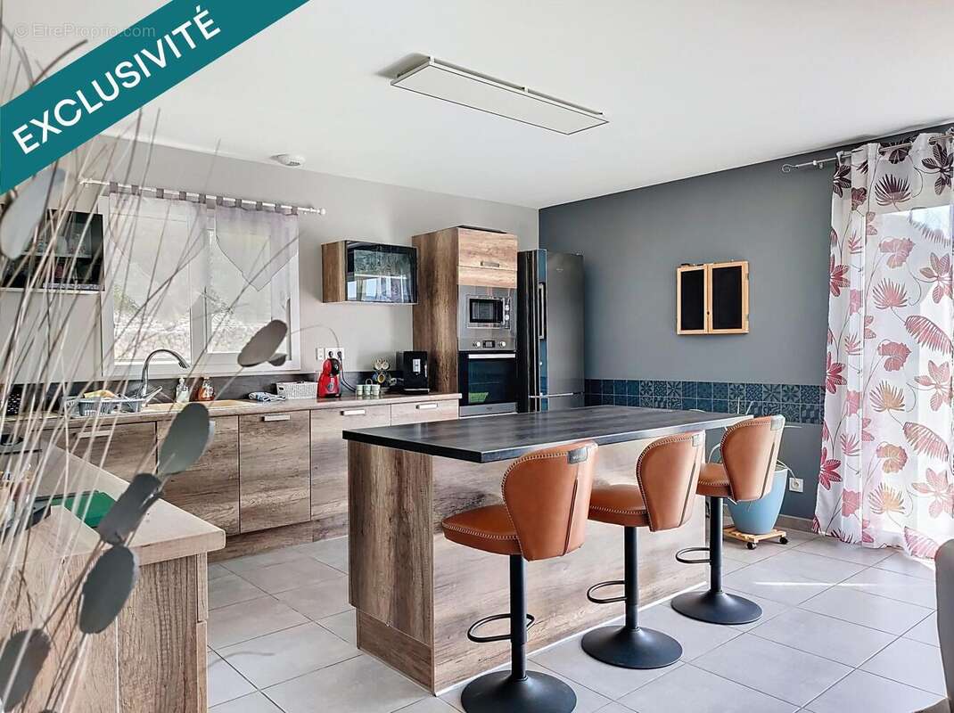 Photo 4 - Maison à COGNIN-LES-GORGES