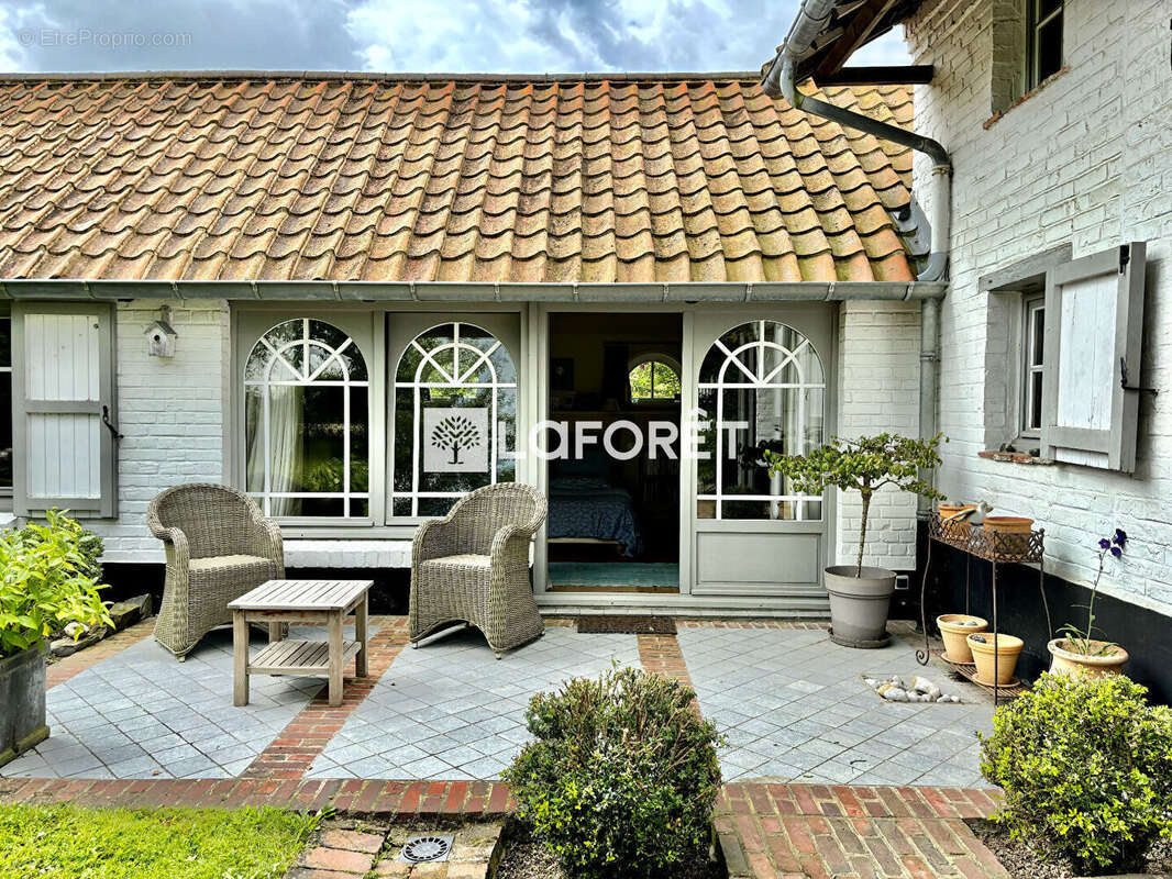 Maison à MERIGNIES