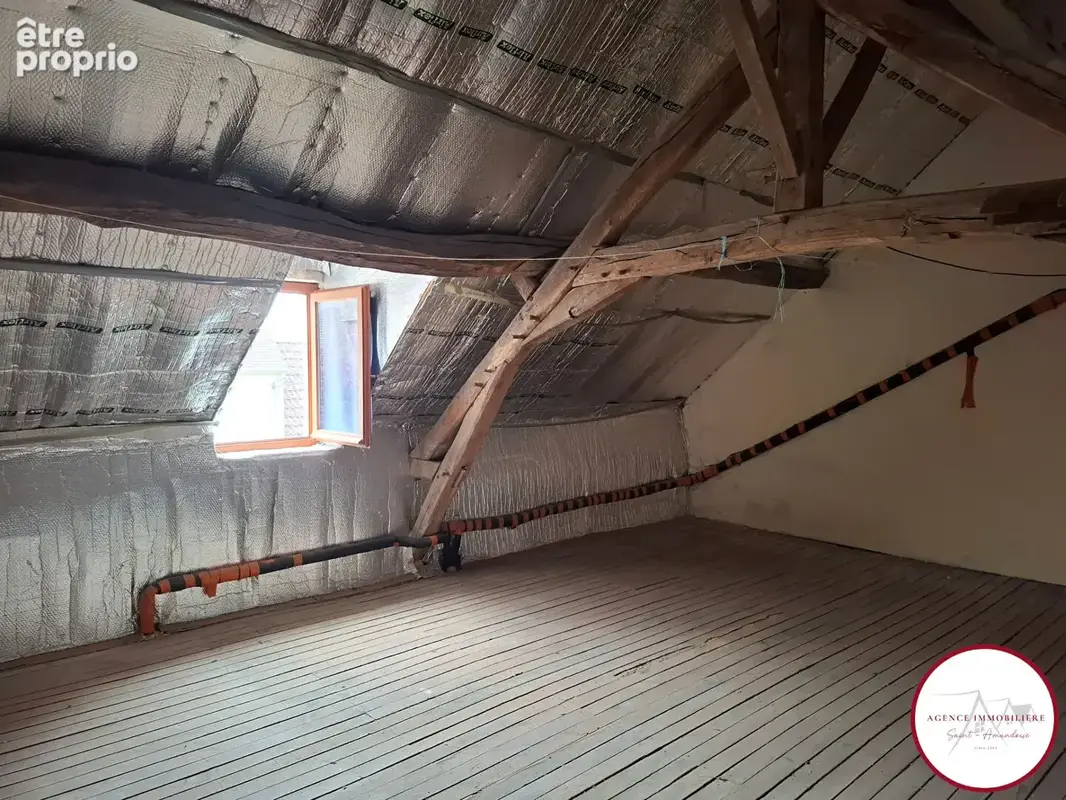Maison de plain-pied Ainay Le Chateau 03 - photo 16