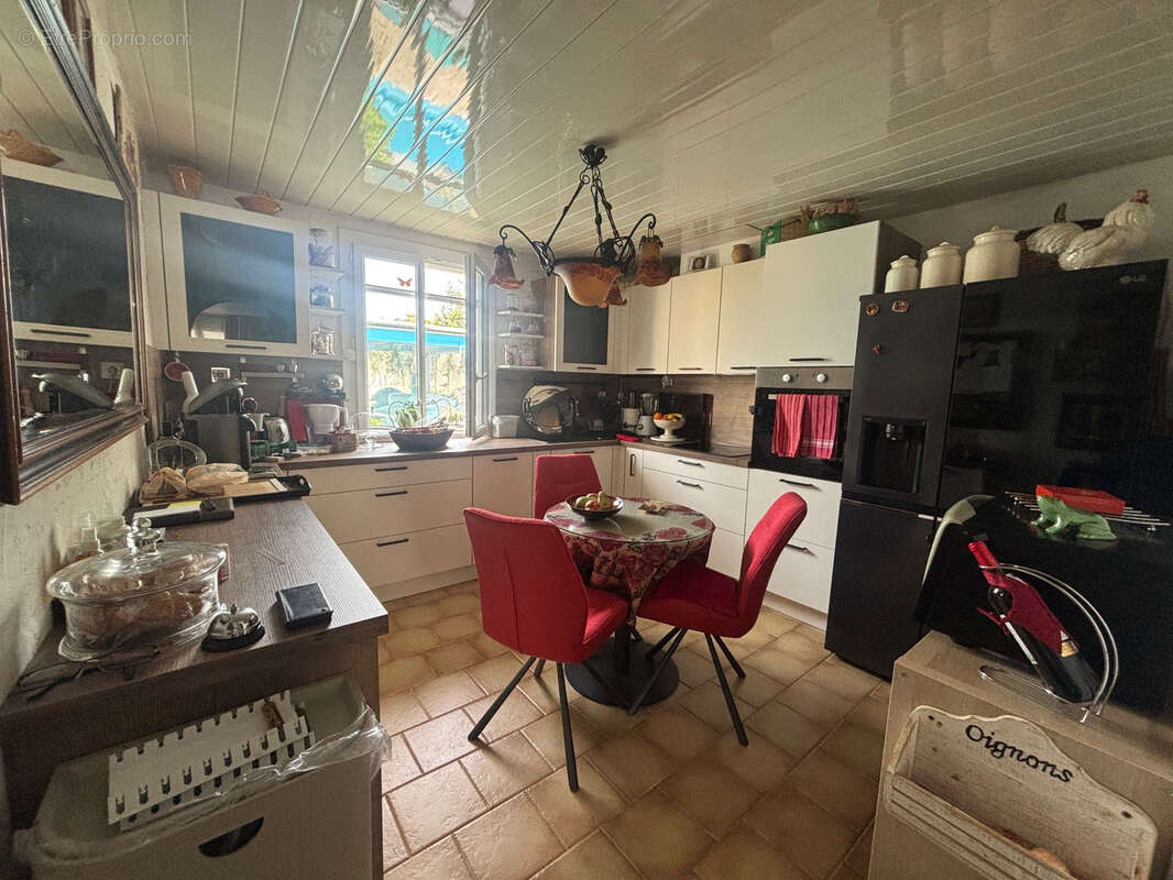 Maison à SOLLIES-PONT