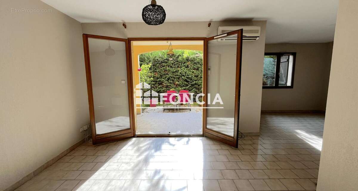 Appartement à SANARY-SUR-MER