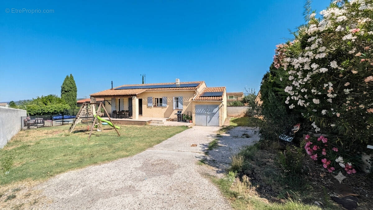 Maison à PERTUIS