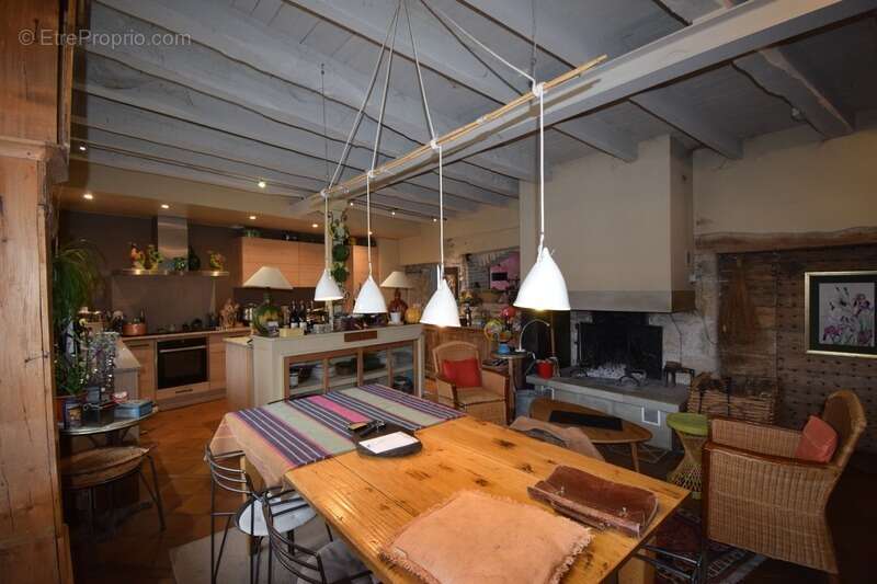 Maison à LAMAGDELAINE