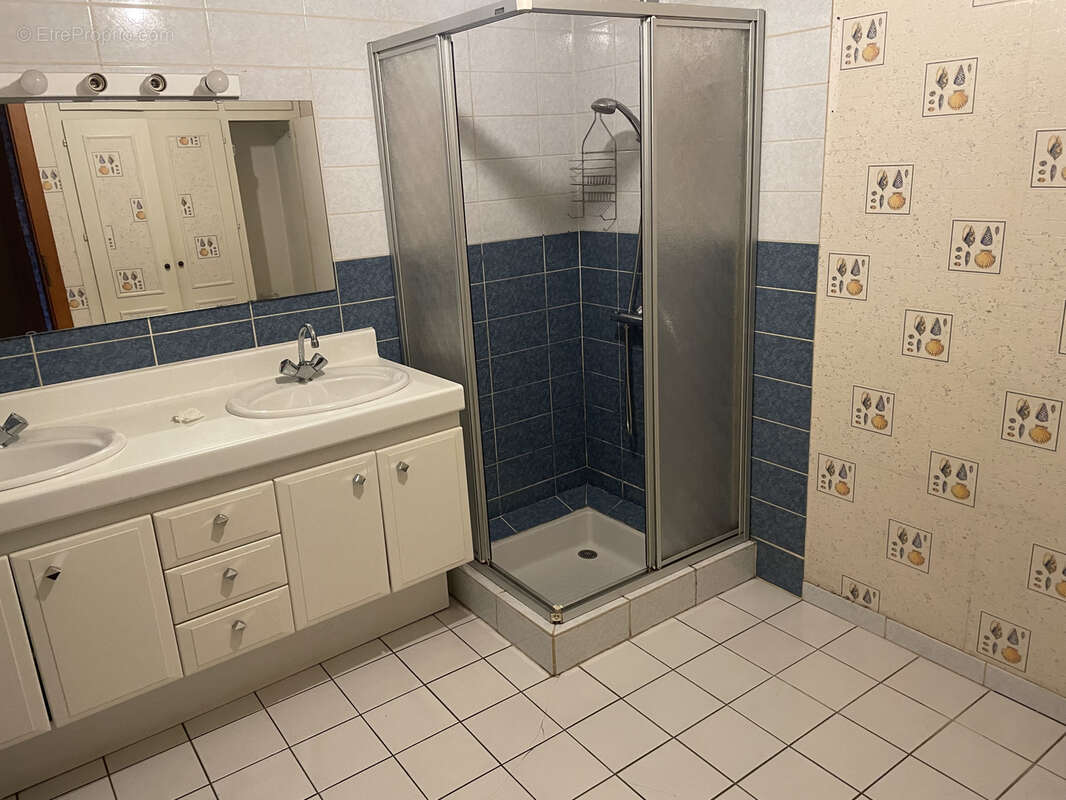 Maison à FROIDETERRE