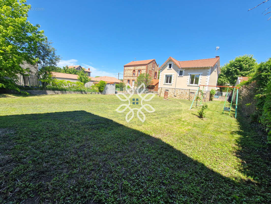 Maison à VERGONGHEON