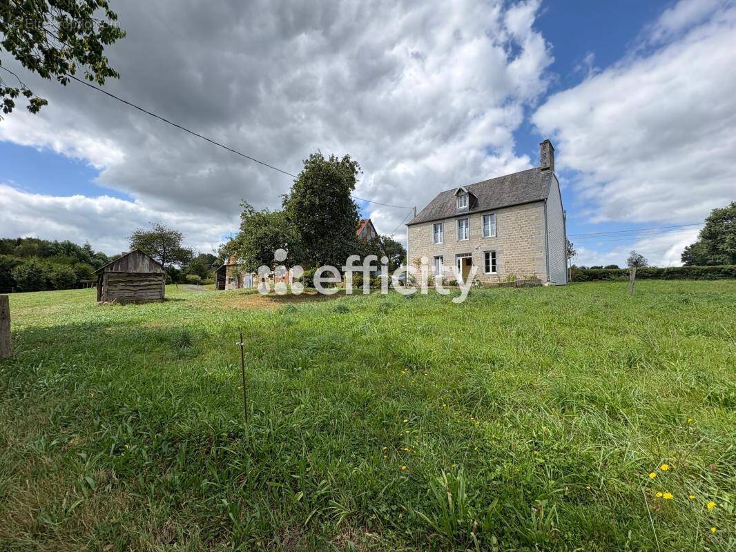 Maison à VILLEDIEU-LES-POELES