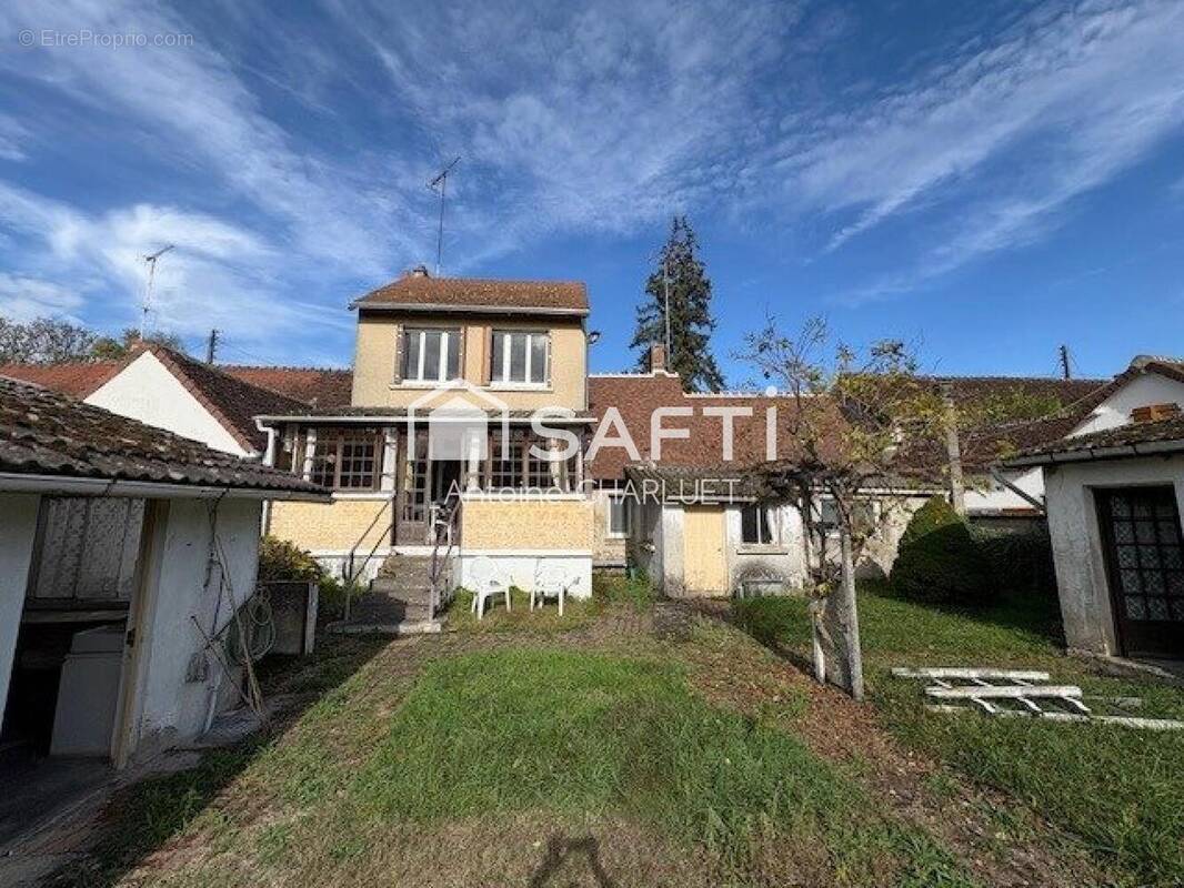Photo 1 - Maison à CLION