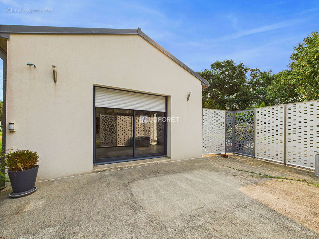 Maison à POULDREUZIC