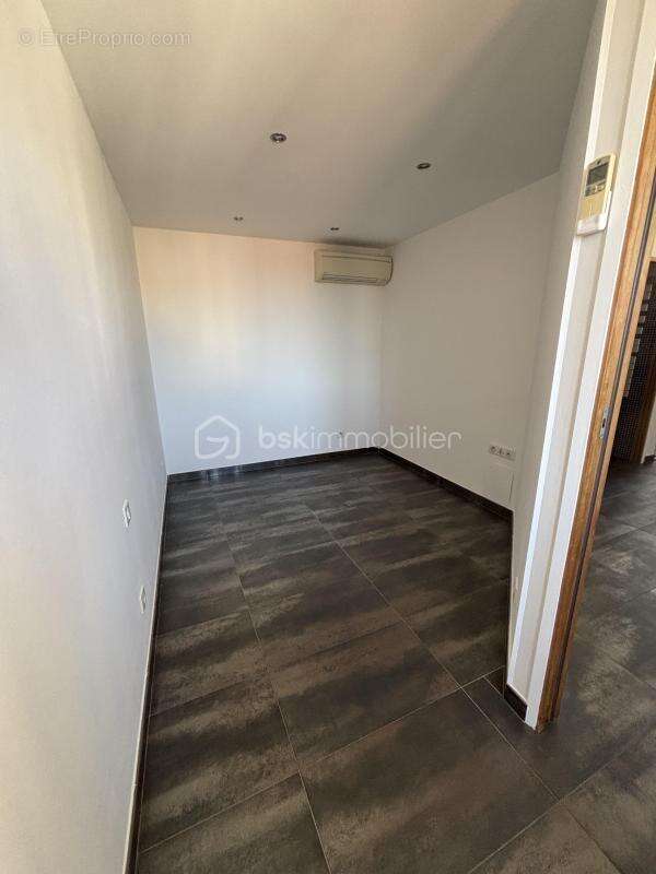 Très bel appartement f2 avec toit terrasse - photo 9
