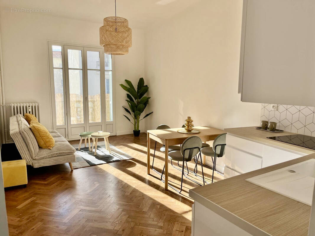 Appartement à NICE