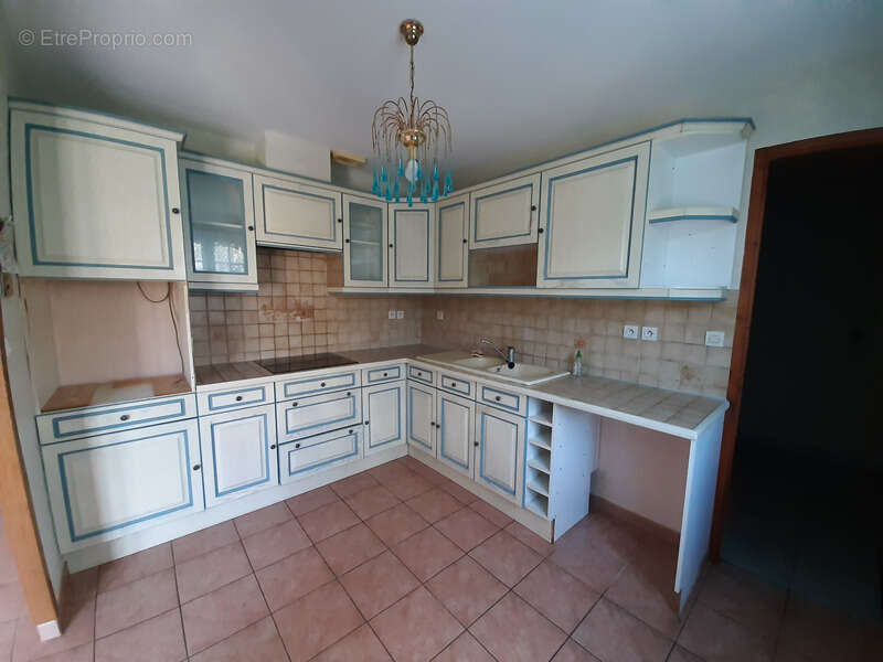 Maison à LUZY