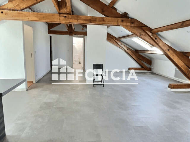Appartement à ROUSSILLON