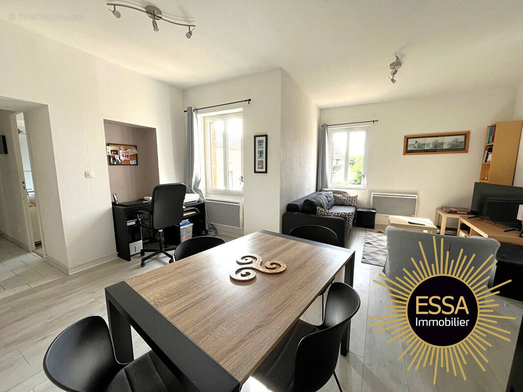 Appartement à CHAVENAY