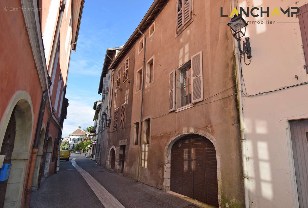 Maison à SEYSSEL