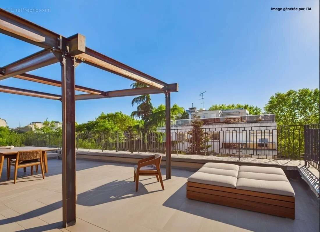 Appartement à NEUILLY-SUR-SEINE