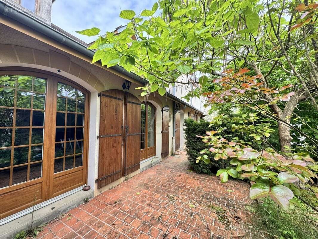 Maison à CERNOY-EN-BERRY