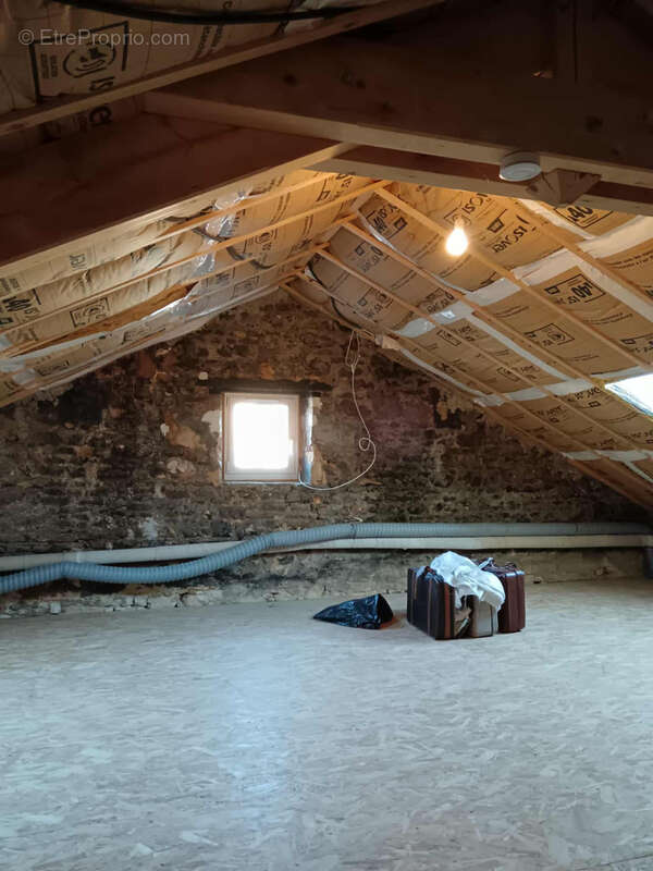 Maison à CEAUX-EN-COUHE