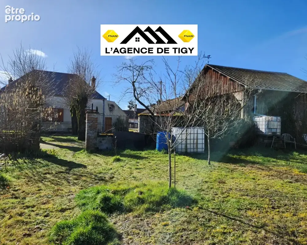 À VENDRE  "RARE": Maison avec multiples dépendances - photo 11