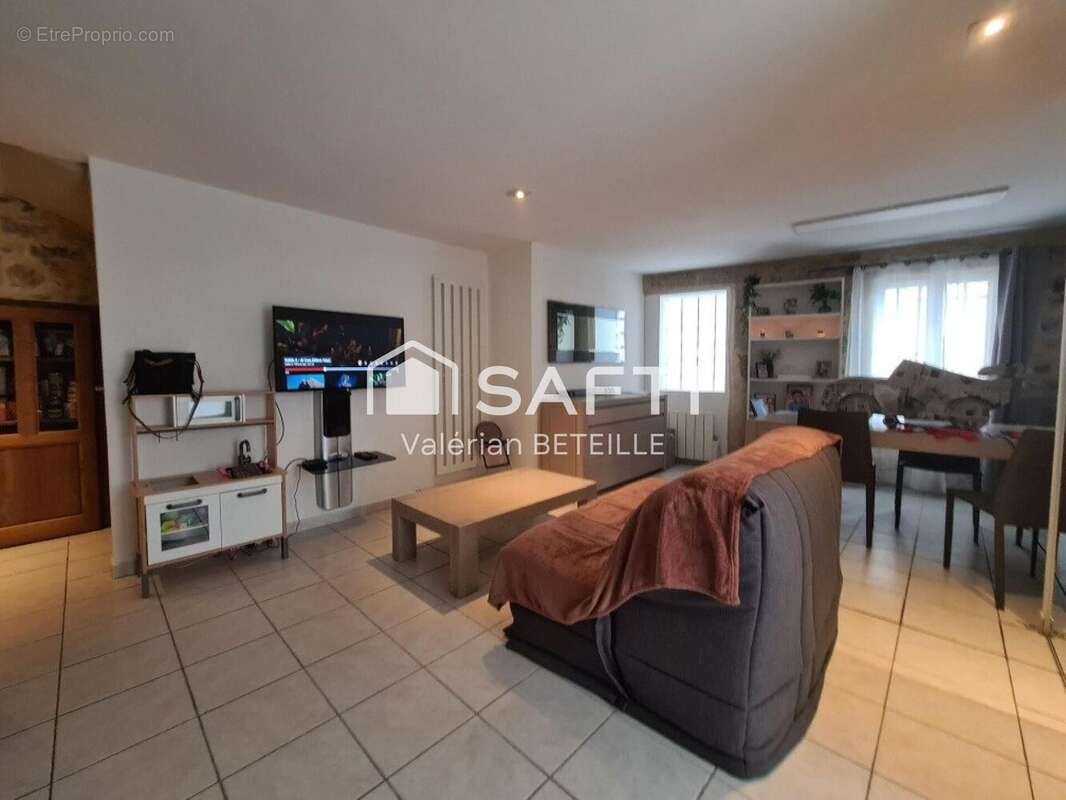 Photo 5 - Appartement à COURNONTERRAL