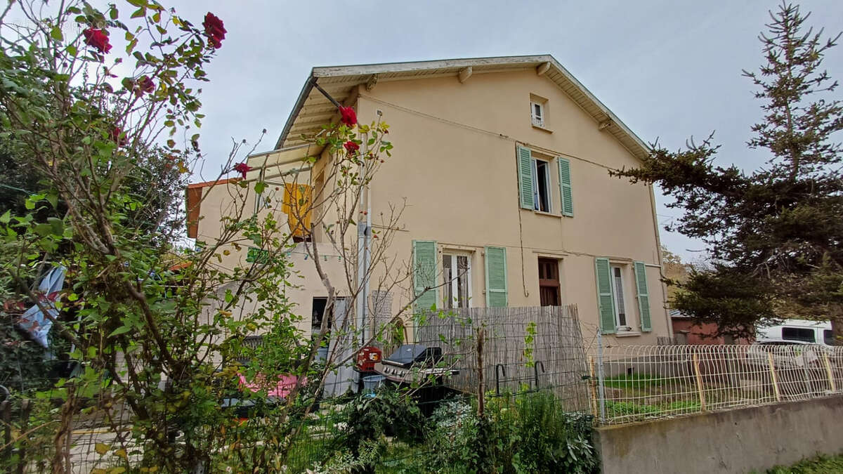 Maison à CLERMONT-FERRAND