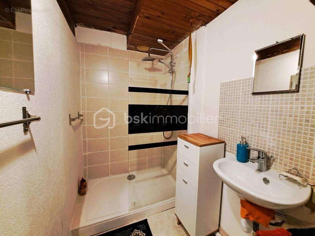 Maison à POULLAOUEN