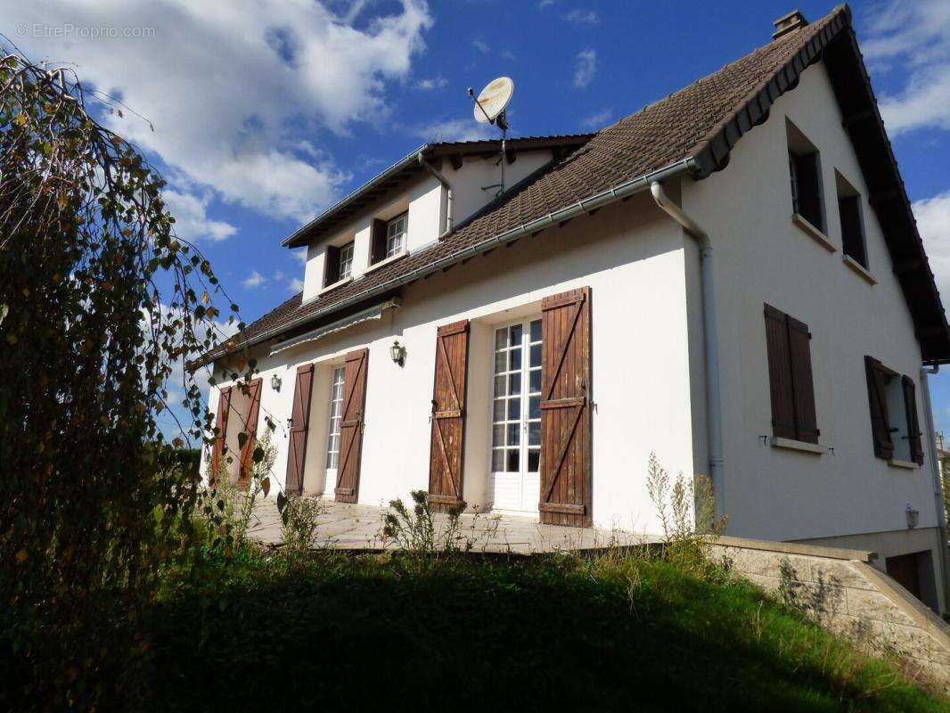 Maison à CHATEAUNEUF-EN-THYMERAIS
