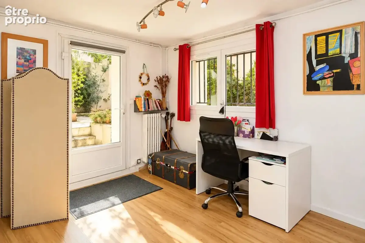 Exclusivite à chatou  maison lumineuse au calme absolu  4 chambres, jardin et garage - photo 7