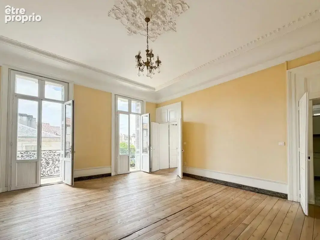 Appartement À Vendre - photo 2