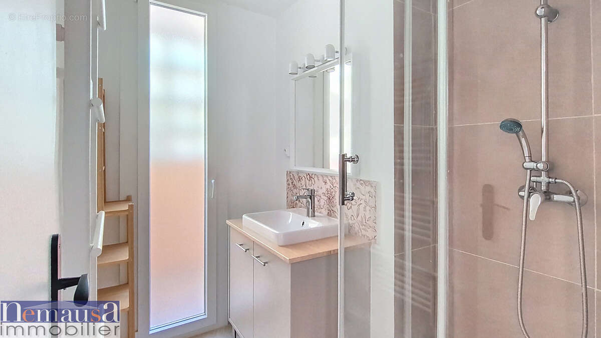 Appartement à NIMES