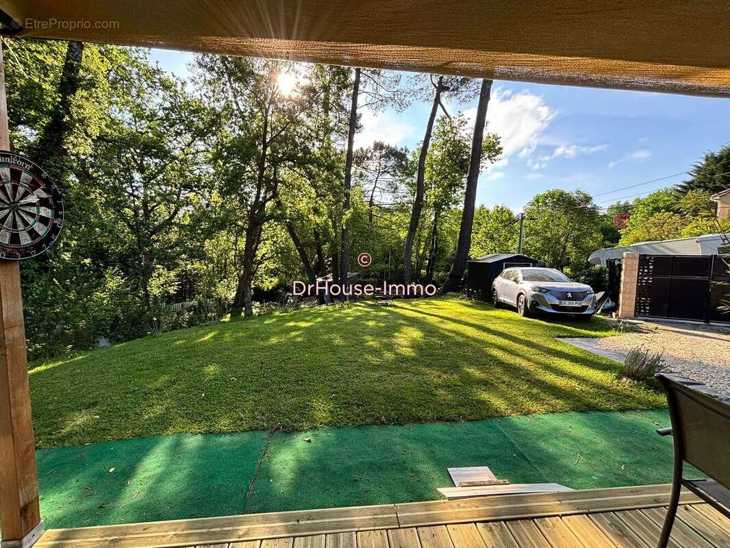 Maison à COULOUNIEIX-CHAMIERS