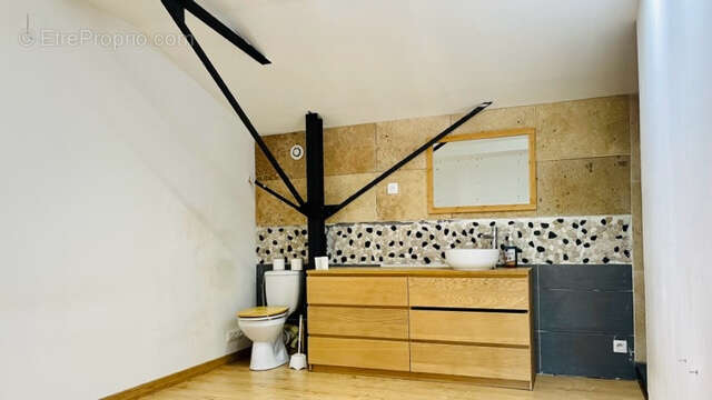 Commerce à SAINT-ANDIOL