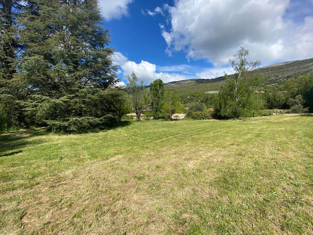 Maison à SAINT-VALLIER-DE-THIEY