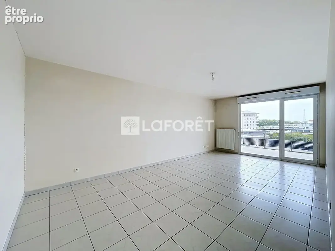 Appartement Lyon 3 pièce(s) 70 m2 - photo 2