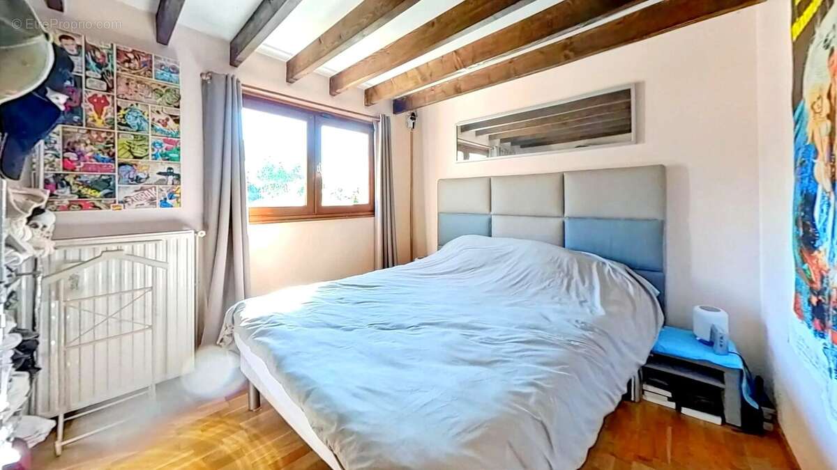 Meulière avec extension contemporaine SANS VIS-À-VIS - photo 7