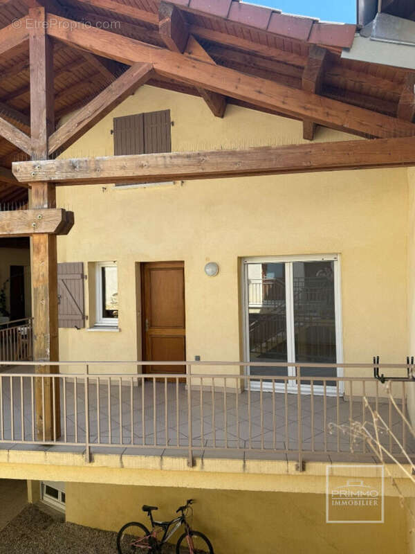 Appartement à LES CHERES