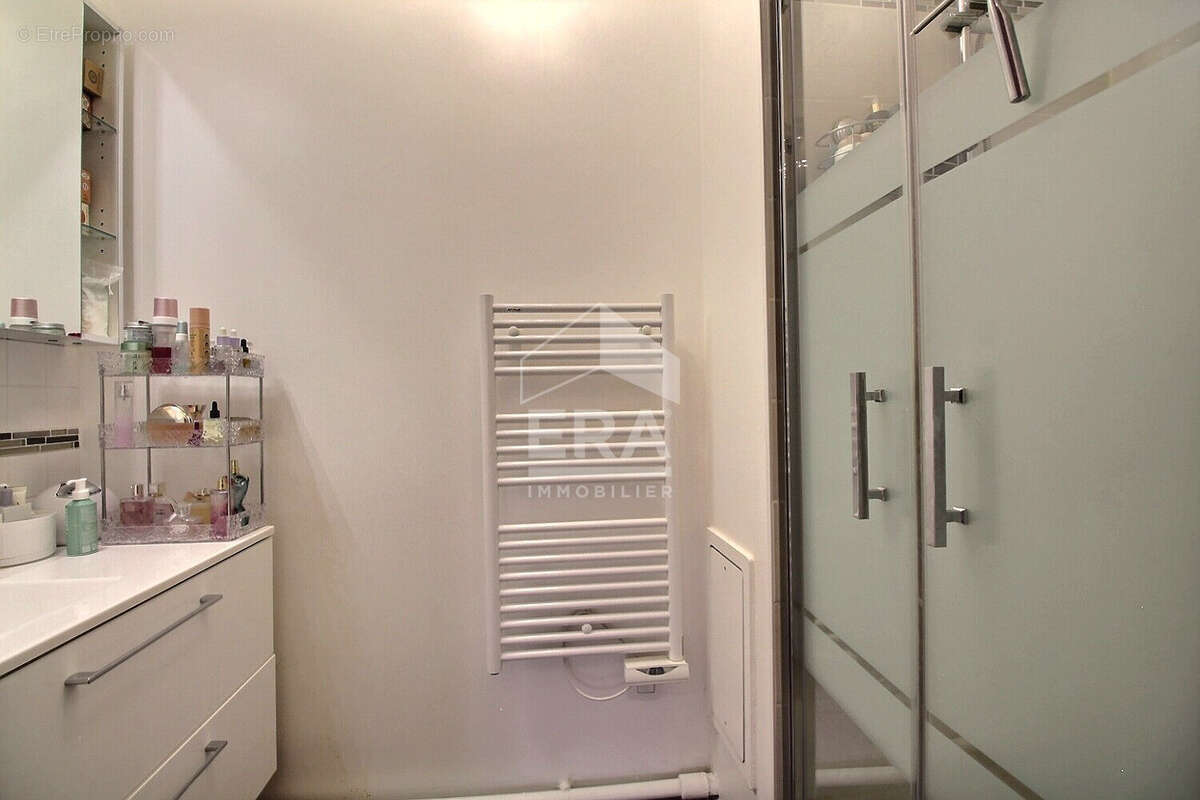 Appartement à LE PLESSIS-ROBINSON