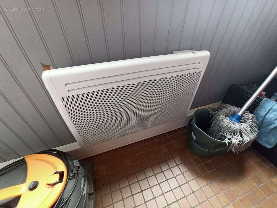 Commerce à SAINT-JUNIEN