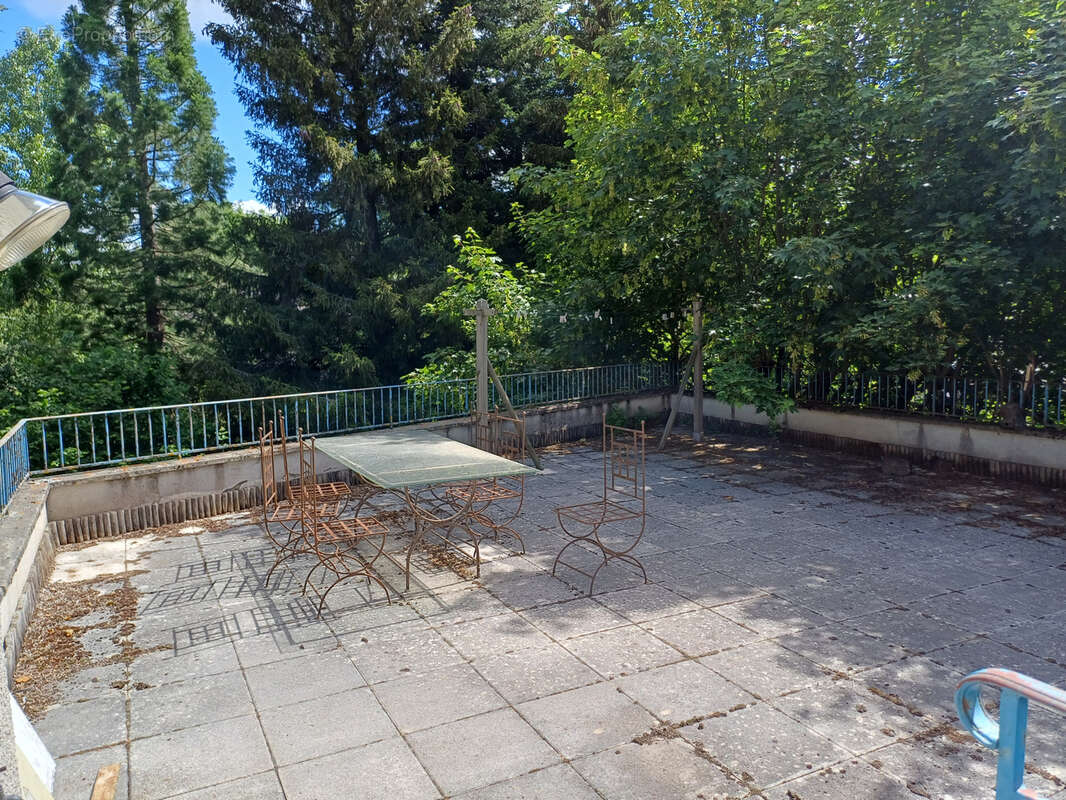 Maison de bourg avec terrain et grande terrasse - photo 11