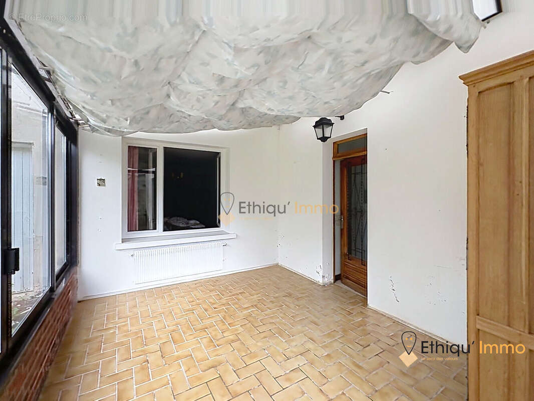 Maison 135 m² à Morancourt  - photo 2