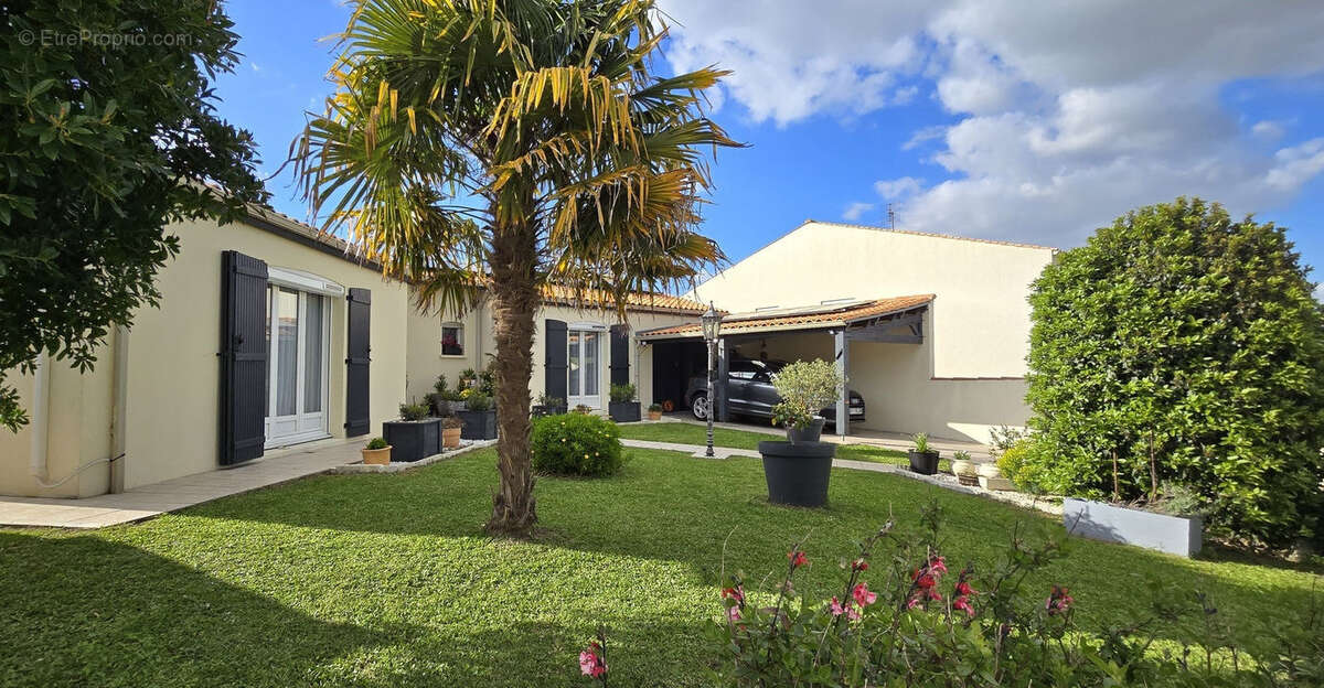 Maison à NIEUL-SUR-MER