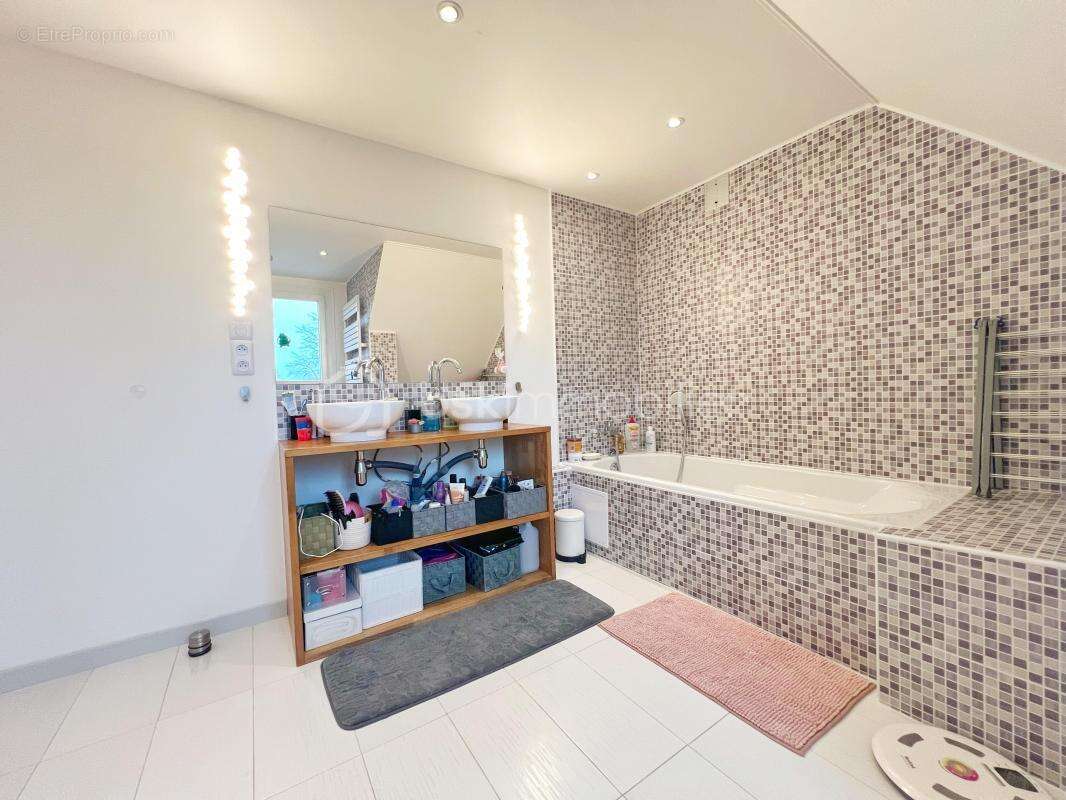 Maison à MARLY-LE-ROI