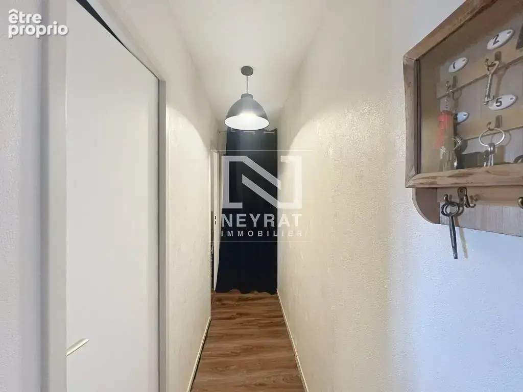 Autun - appartement type 2 avec ascenceur ! - photo 3