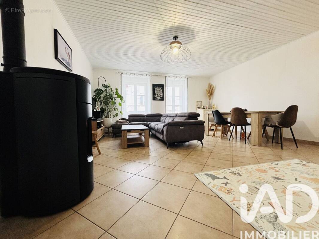 Photo 1 - Maison à SOUDAN