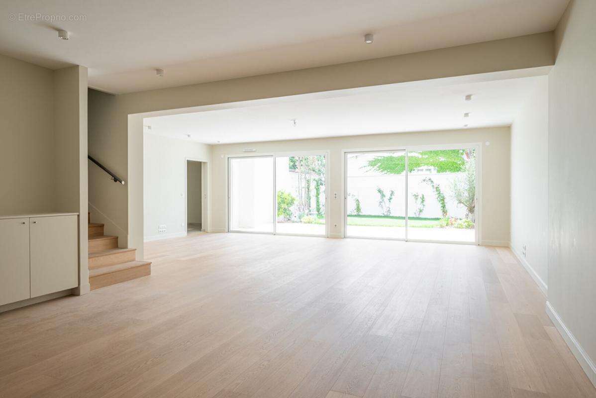 Maison à LE BOUSCAT