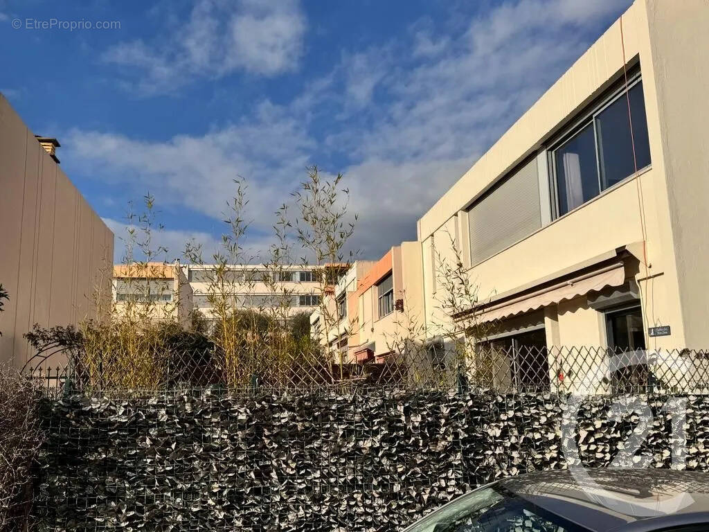 Appartement à LE CANNET