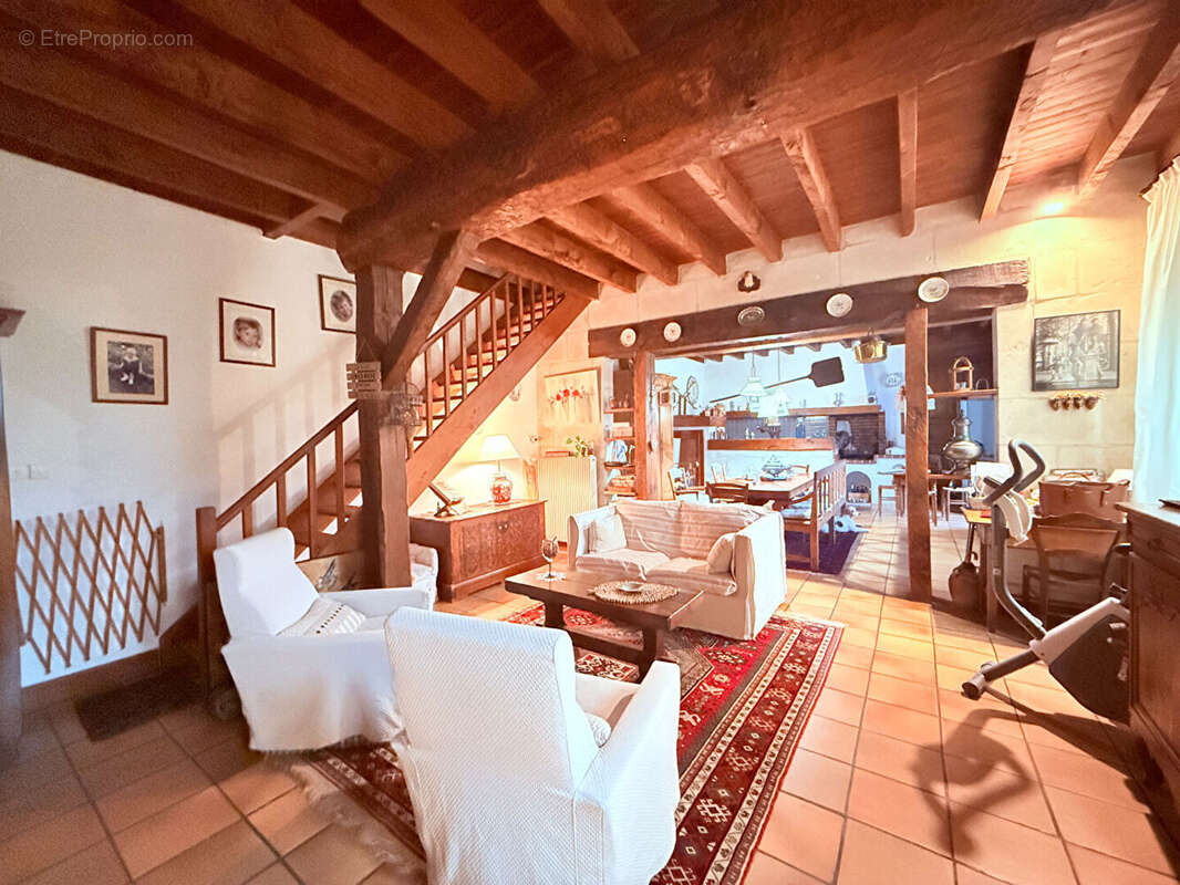 Maison à LOUZY
