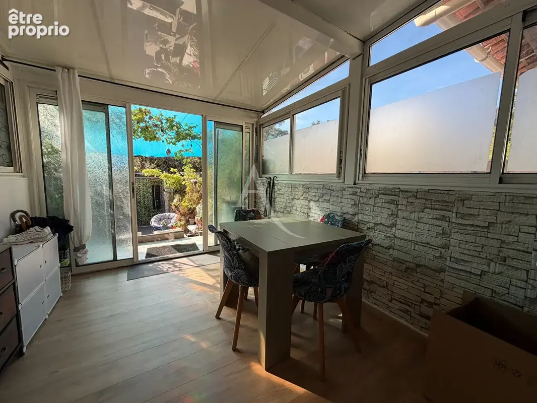 Hyeres Appartement en duplex de 62.19 m², 2 chambres et 4 parkings - photo 8