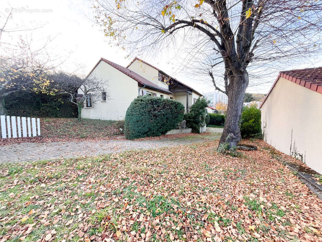 Maison à CLERMONT-FERRAND