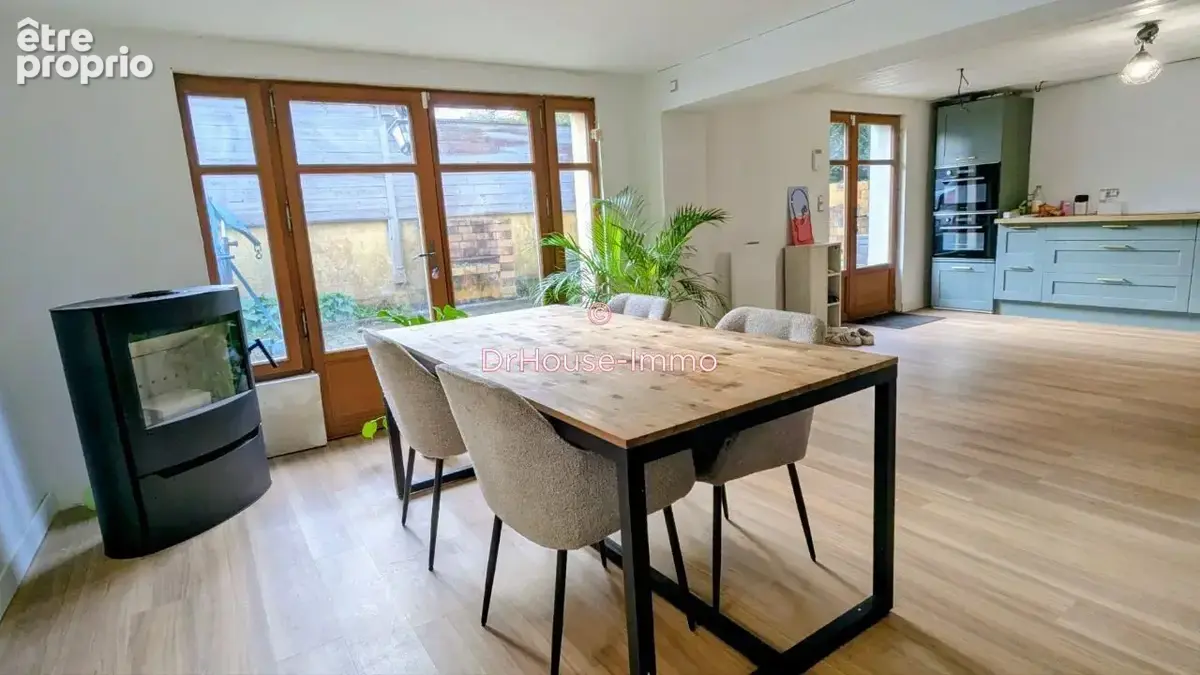 Maison 145 m² à Guengat  - photo 4