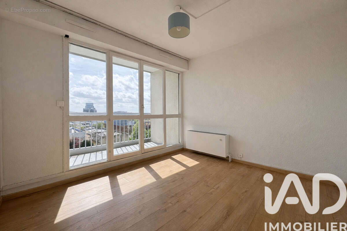 Photo 9 - Appartement à CERGY